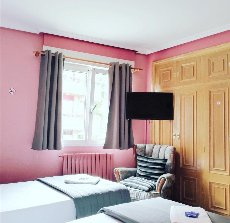 Txoko Maitea Pentsioa Otel Urnieta Dış mekan fotoğraf